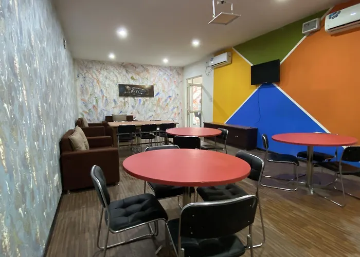 Staayz Premium Gurgaon