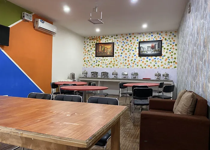 Staayz Premium Gurgaon
