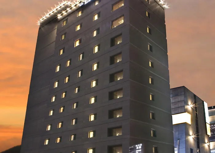 Lion Hotel