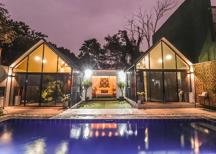 Private Villa With Pool - Intimate Celebration