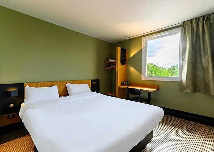 B&B HOTEL Marne-la-Vallée
