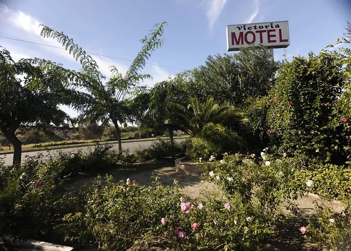 Victoria Motel