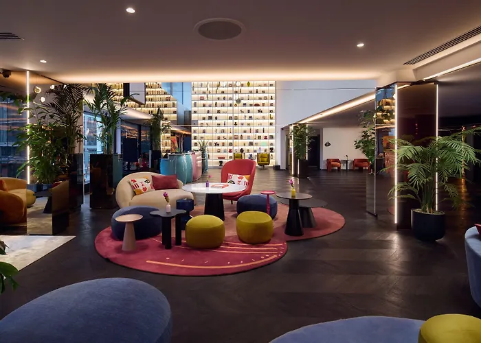 Cardo Brussels, Autograph Collection