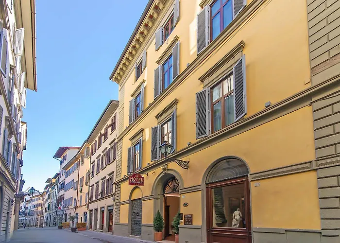  Porta Faenza