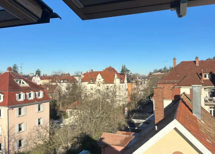 Moderne s In Attraktivem Altbau