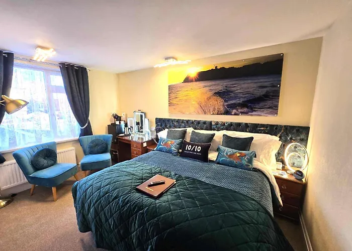 Hotels With Four Stars Toulson Court