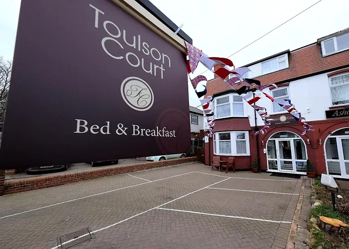 Hotels With Four Stars Toulson Court