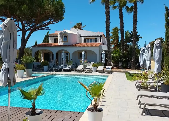 Casa Bela Moura, Boutique Hotel & Wine