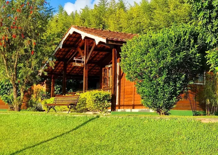Hotel com pingue-pongue: Vale do Sonho Hotel