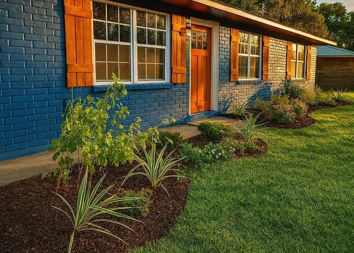 3 Bedroom - Sleeps 10 - The Lagniappe Escape
