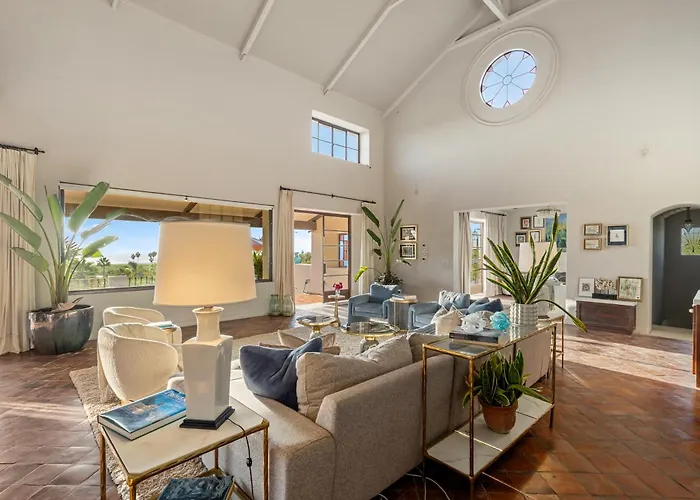 Grand Villa Del Mar