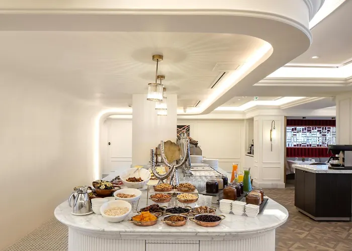 Mula Hotel
