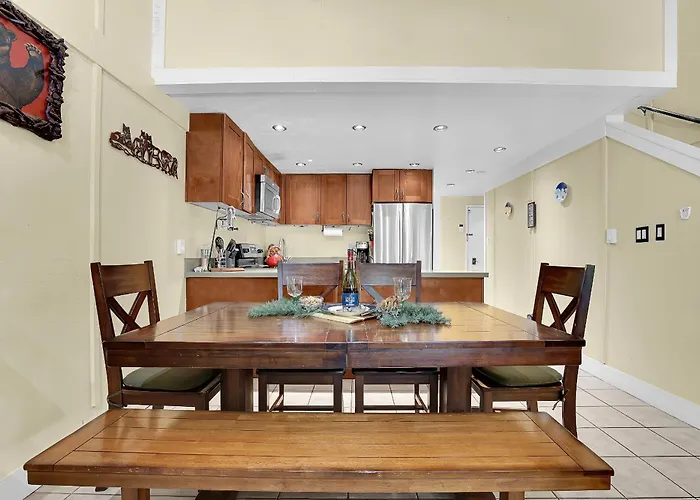 Well Kept Condo Cs#3 - Pets Ok