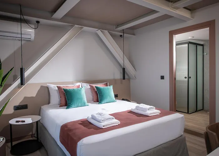 Infinity City Boutique Hotel