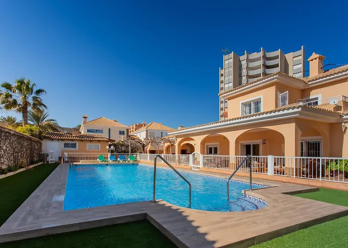 Gran Villa 2º Linea Del Mediterraneo Para 22 Px