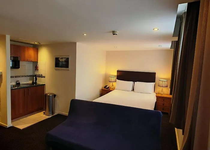 Apart-hotel: Grand Plaza Serviced Apartments