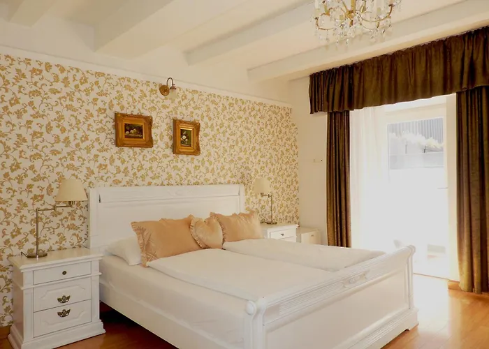Allegro Hotel