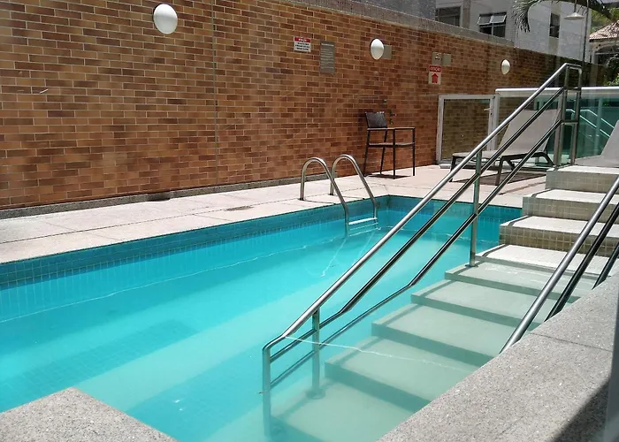 Book Santos Mar, Sol E Conforto No Unique 710 E 810