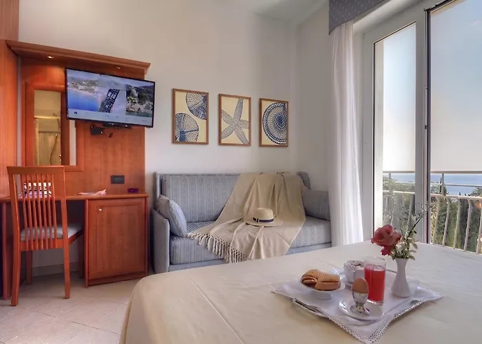 Hotel Noris