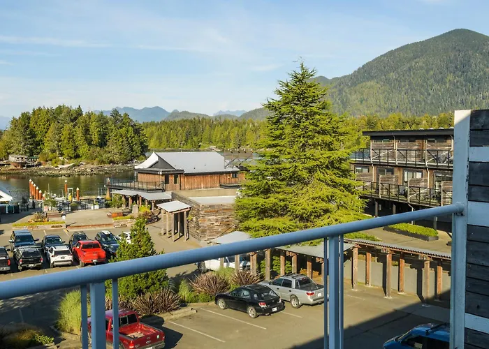 Tofino + Marina