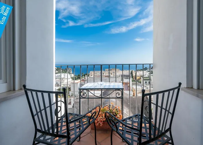 Casa Leucosia Suites