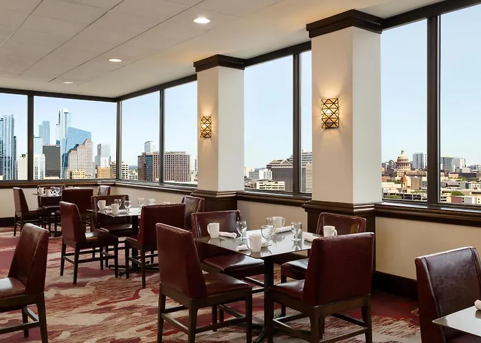 Hotel with Tennis: Hilton Garden Inn Austin Downtown