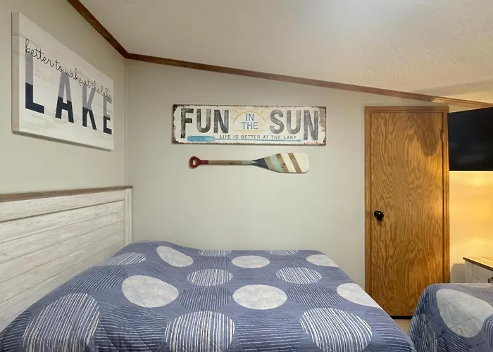 Put-In-Bay Island Club #102