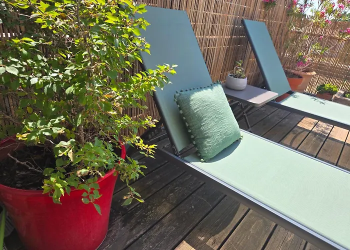 "Passage En Provence" Appartements Avec Terrasse Et Piscine