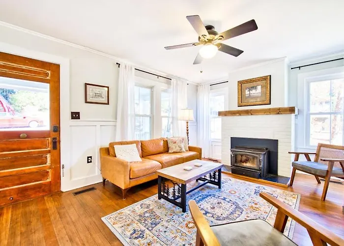 Cannon Cottage A