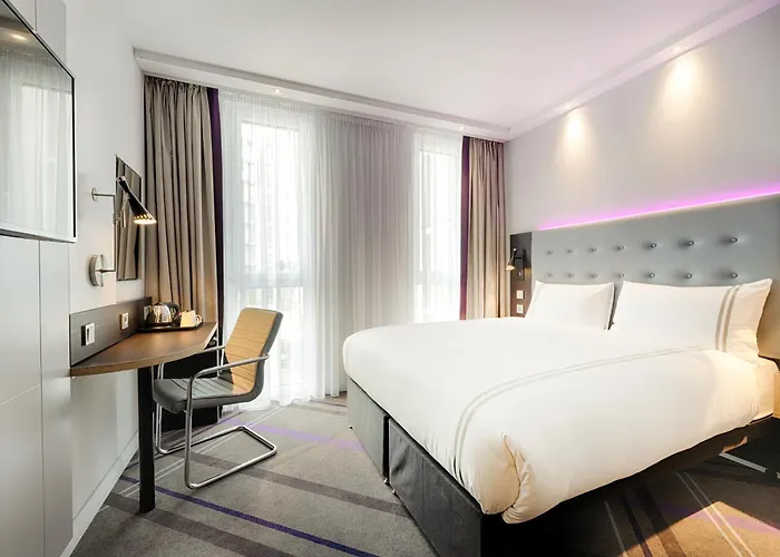 3 SterneHotel Premier Inn Freiburg City Süd