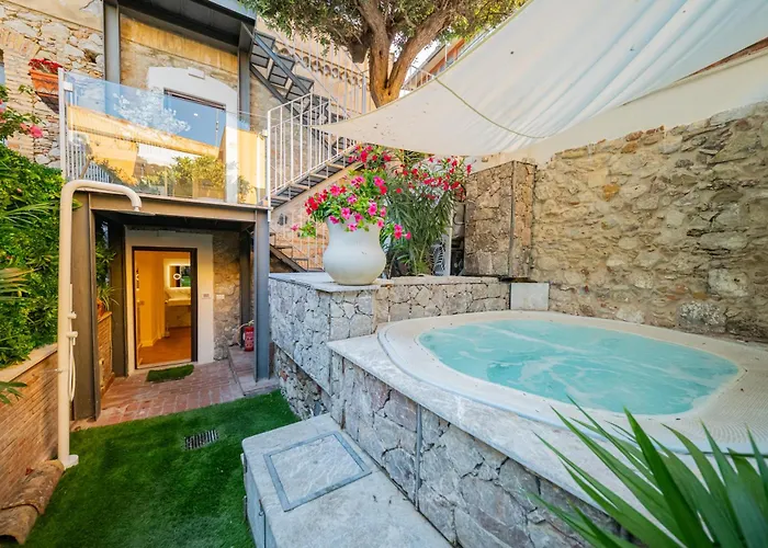 Villa Al Duomo Taormina Private Villa