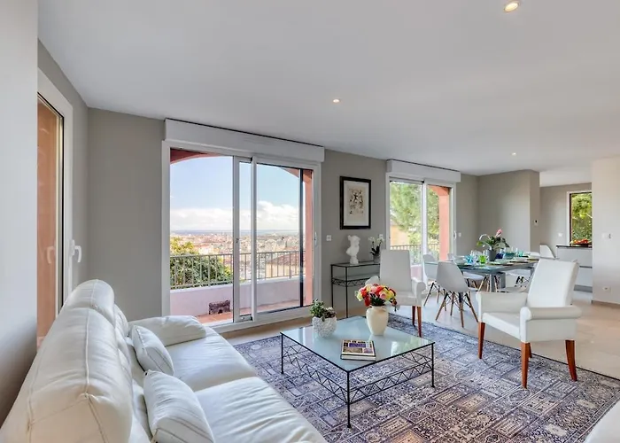 Villa Sur Les Hauteurs De Nice, Proche Centre