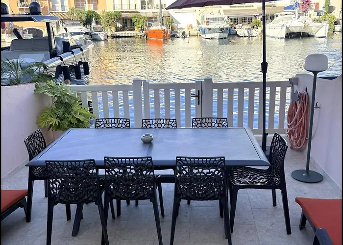 Maison de pêcheur Strelitzia amarrage 3,8m par 16m