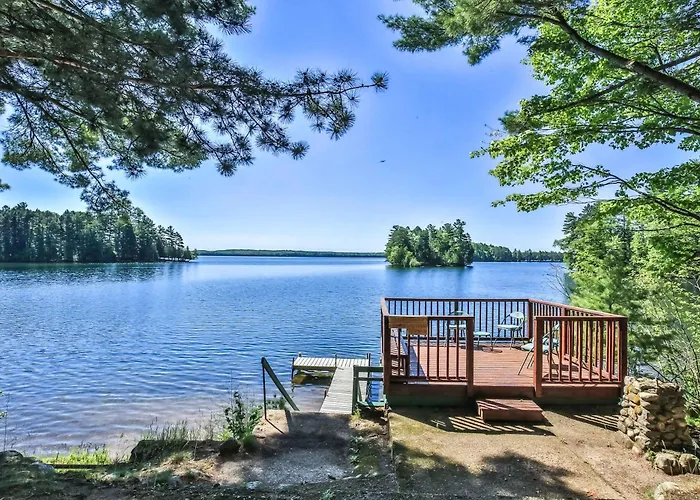 Hearthwood Beach House - On Lake Tomahawk