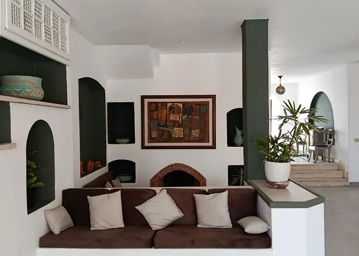 Red Sea Luxe Retreat