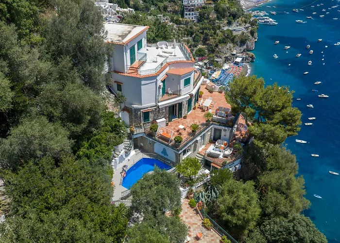 Luxury s Positano