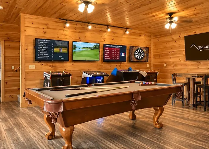 Gatlinburg Mansion Cabin