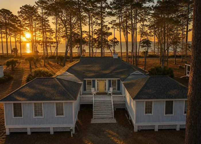 Daufuskie Oasis 6Br Family Home - Beachfront