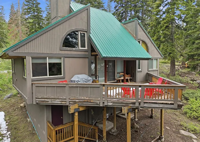 A-Frame Home With Deck & Bbq - Vh223 Cabin