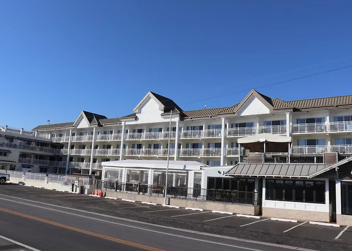 Montreal Beach Resort
