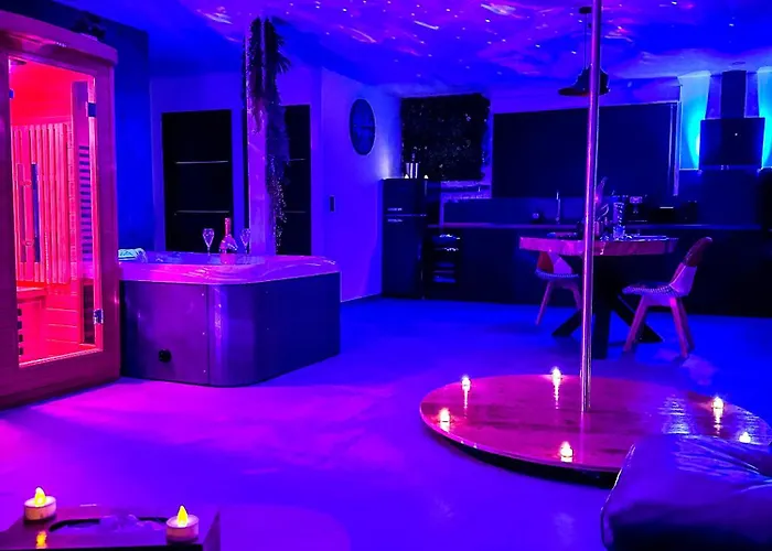 Room Des Charmes-34450