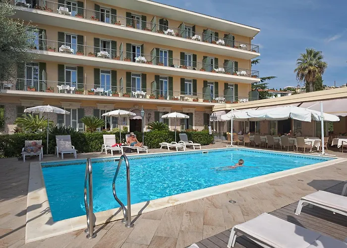 Hotel Paradiso