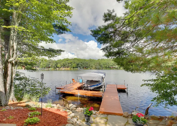 Lakefront Cabin W/ Private Dock & Fire Pit!