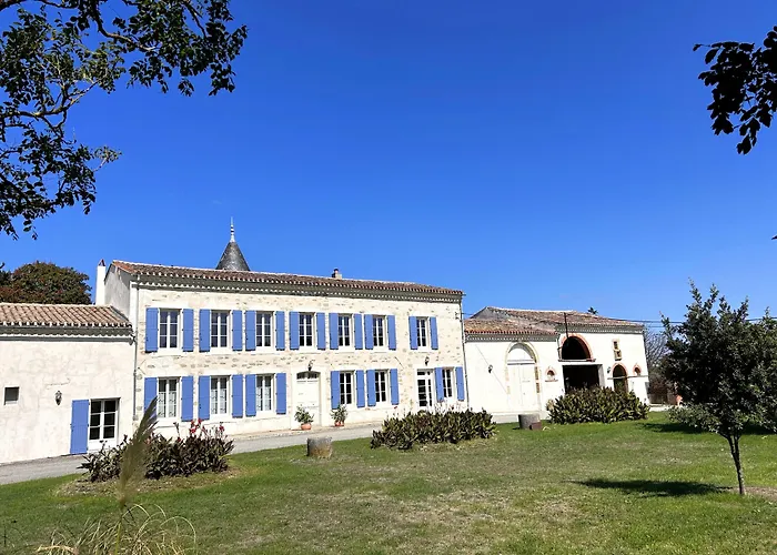 Domaine De Lanis - Chambres D'hôtes Avec Parc Et Piscine