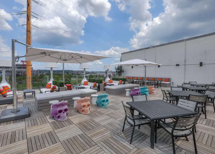 Studio 154 Hotel