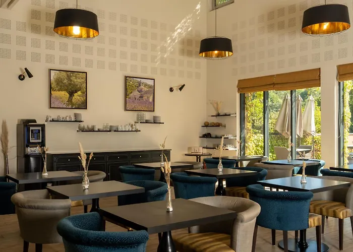 Hôtel&Résidence Lou Paradou Gréoux Les Bains