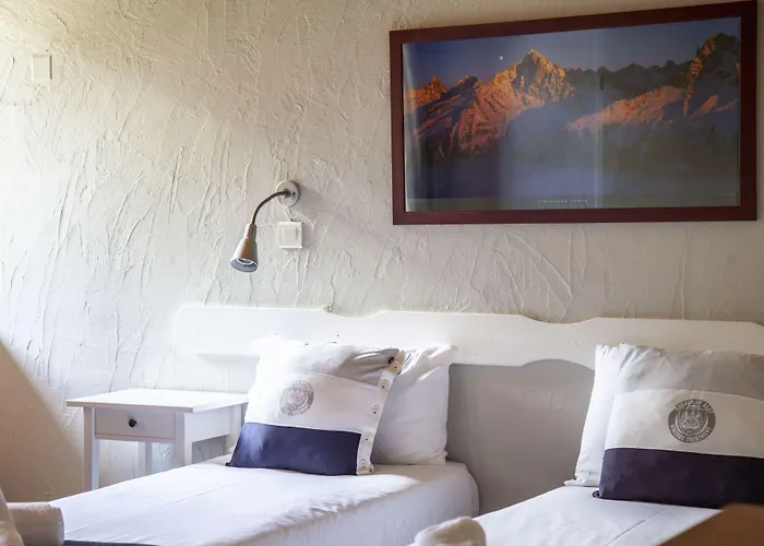 La Chaumiere Mountain Lodge
