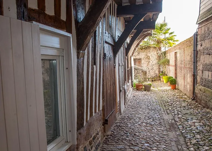 Le Charme Honfleurais