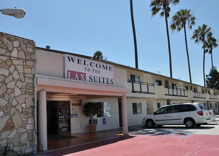 Motel: Lax Suites
