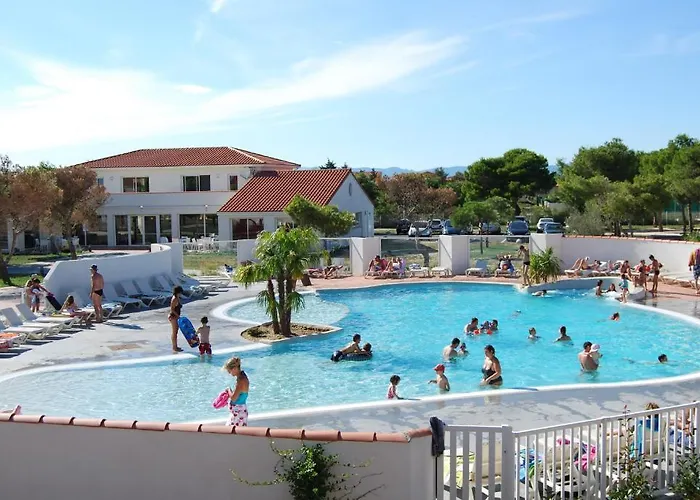 Lagrange Grand Bleu Vacances – Résidence Le Mas de Torreilles